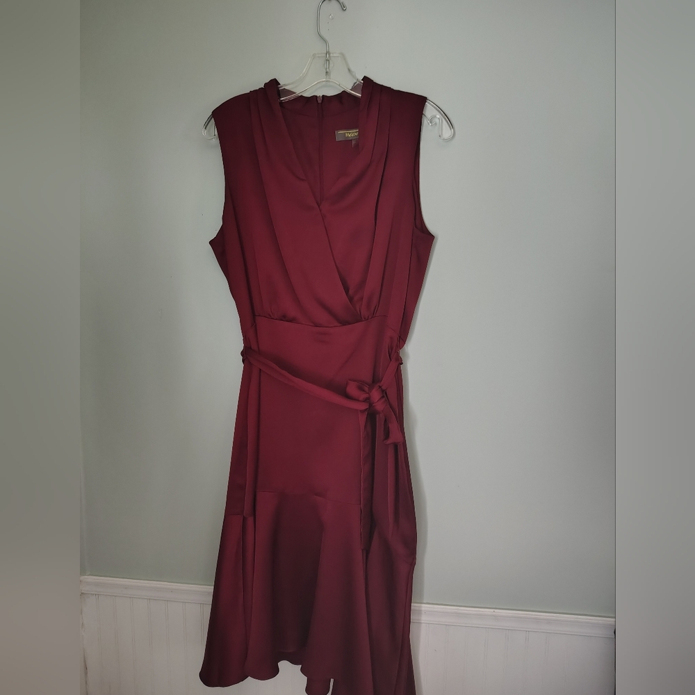 Melonie elegant Burgundy Sleeveless Midi Dress